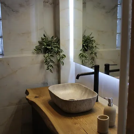 Dianera Apartment *